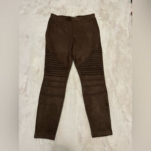 4/$20 - Cleo faux suede leggings in dark brown women’s size petite small